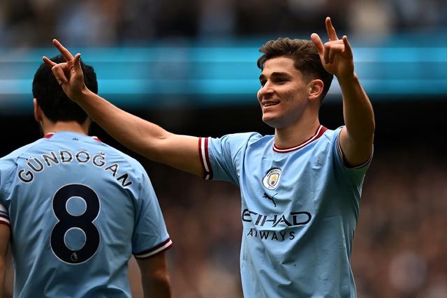 英格兰碾压意大利，阿尔瓦雷斯绝境逆转的简单介绍