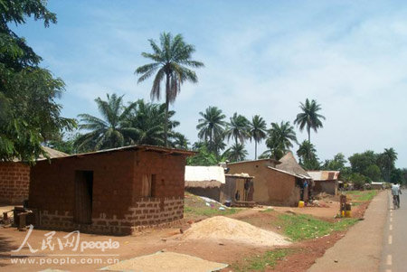 几内亚篮球联赛：康康市队力争晋级季后赛的简单介绍