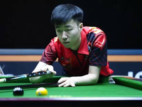 卫冕冠军挑战新对手，胜局未定的简单介绍