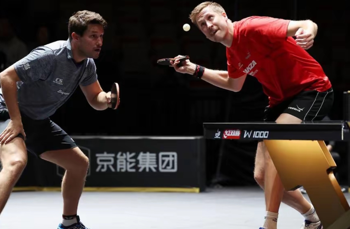 包含比利时乒乓球队力克波兰乒乓球队，奥恰洛夫统治全场的词条