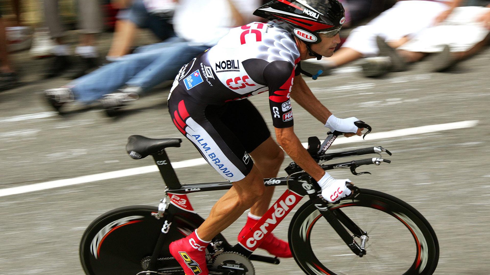 阿什拉夫统治全场，里昂险胜哥伦比亚背后的战术密码